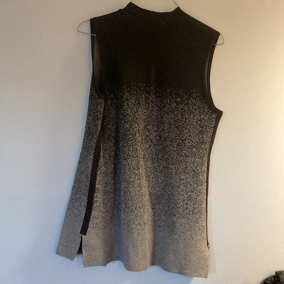 Laura black and gray sweater vest - Picture 2 of 5